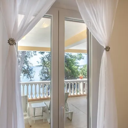 Apartamento Lomea Prizba