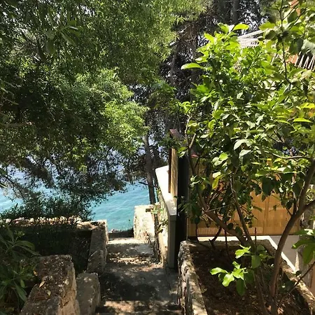 Lomea Apartman Prizba