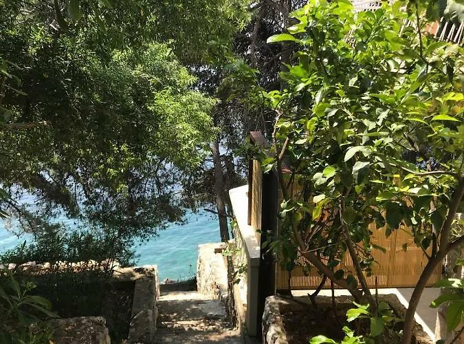 Lomea 公寓 普瑞兹巴